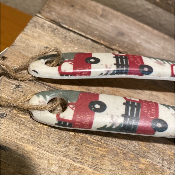 Christmas Serving Utensils, Red Truck Serving Spoon & Serving Fork Set Of 2 - Picture 14 of 16
